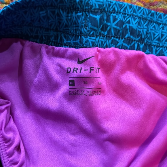 NW0T Youth girls xl Nike dri-fit shorts. Comes from a pet free smoke free home. - Picture 3 of 5